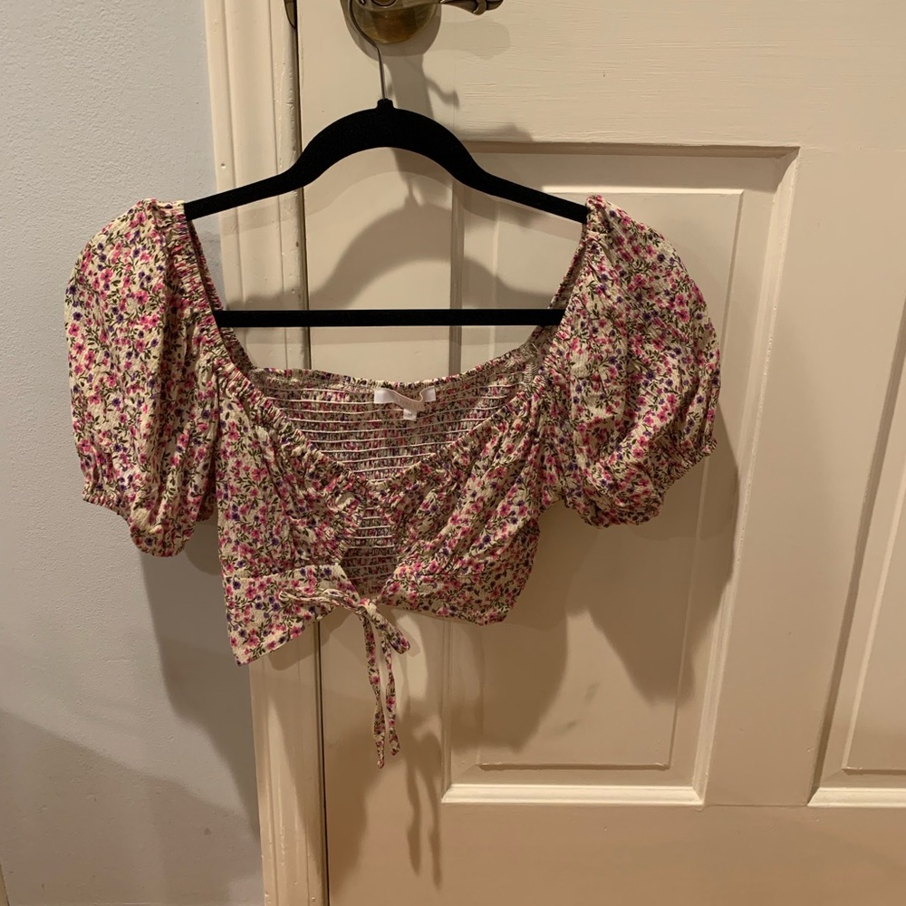 Olivaceous Top